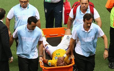 نیمار به بیمارستان منتقل شد