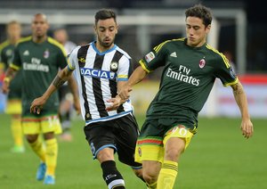 داویده کالابریا|اودینزه 2 - 3 میلان / سری آ