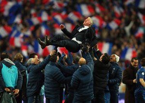 فرانسه 3-0 اوکراین / پلی آف جام جهانی 2014|فرانسه 3-0 اوکراین / پلی آف جام جهانی 2014
فرانسه در مجموع با نتیجه 3-2 به جام جهانی صعود کرد