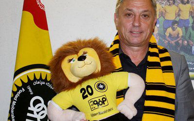 زلاتکو کرانچار فردا راهی اتریش می‌شود