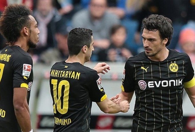 شادی بازیکنان دورتموند