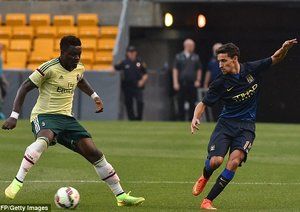 سولی علي مونتاری - خسوس ناواس|منچستر سیتی 5-1 آث میلان / جام گینس