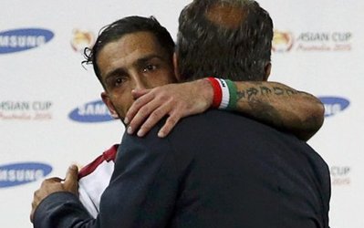 بازتاب فراخوانده شدن دژآگه به کمیته اخلاق به خاطر خالکوبی