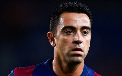 ژاوی تا 2016 در بارسا می ماند