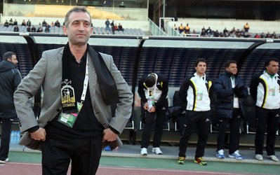 لیگ برتر | کمالوند: بازیکنان پرسپولیس بازی جوانمردانه را رعایت نکردند / کار بزرگی انجام دادیم