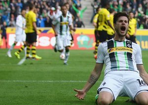 شادی بازیکنان مونشنگلادباخ|مونشن گلادباخ 3 - 1 بوروسيا دورتموند / بوندسلیگا