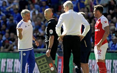 اتحادیه فوتبال انگلیس انتقاد مورینیو از چمن ورزشگاه ومبلی را پذیرفت