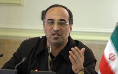 واعظ آشتیانی: چرا دستگاه‌های نظارتی به اجاره سرخابی‌ها ورود نمی‌کنند؟/ هواداران تا چند سال موفقیت نمی‌بینند