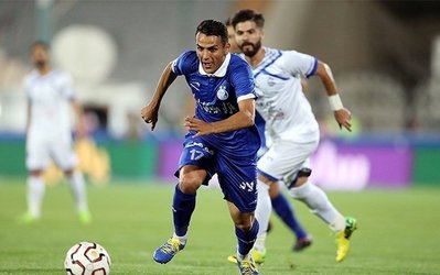 کریمی: جدایی‌ام از استقلال شایعه است و می‌مانم