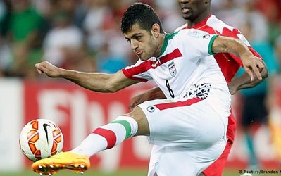 پورعلی‌گنجی: با شکست امارات صدرنشین می‌شویم/ تیم ملی خوب کار می‌کند اما باز هم انتقاد می‌شود