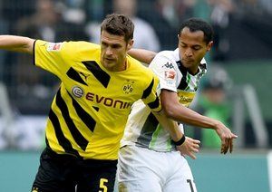 تقابل دو بازیکن|مونشن گلادباخ 3 - 1 بوروسيا دورتموند / بوندسلیگا