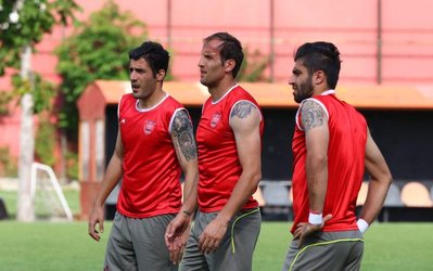 بنگر: تمرینات پرسپولیس در فضایی بی‌حاشیه پیگیری می‌شود