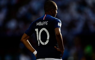 به جمع بزرگان خوش آمدی!