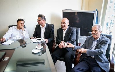 اختیار تام به نظری‌جویباری و امیری برای فعالیت در نقل‌وانتقالات