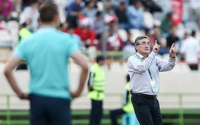 سیاست عجیب و غریب مدیران پرسپوليس / حمایت از برانکو و مذاکره با فرهاد کاظمی