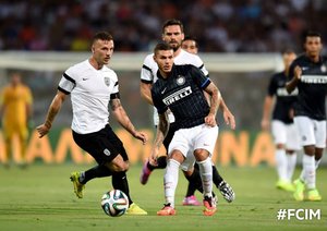 مائورو ایکاردی