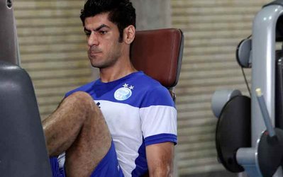 با این همه درد تو چطور فوتبال بازی می‌کنی؟! / پزشکان: صافی کف پا به 4 نقطه از ستون فقرات آسیب وارد می‌کند