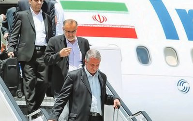 گزارشی از روز سرنوشت‌ساز فدراسيون با برگزاري جلسه فوق‌العاده هيات‌رييسه / چهارشنبه سوري فوتبال !