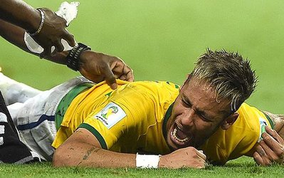 بعد از مسابقه برزیل و شیلی نیمار از داوران جام کوپای آمریکا خواست از او محافظت کنند