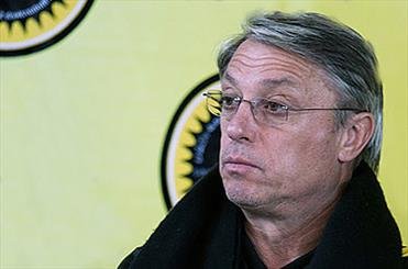 به خاطر هواداران بازیکن تعویض نمی‌کنم/ با باشگاه دیگری مذاکره نکرده‌ام