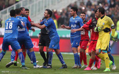 نگاه روز | احکام انضباطی و ایجاد شائبه‌ها/ هر وقت دلشان می‌خواهد رای می‌دهند