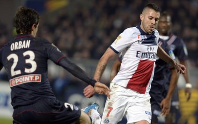 منز راهی میلان می‌شود