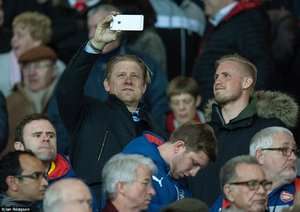 پیتر اشمایکل