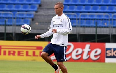 پیشنهاد چشمگیر تیم قطری به کاپیتان سابق منچستر