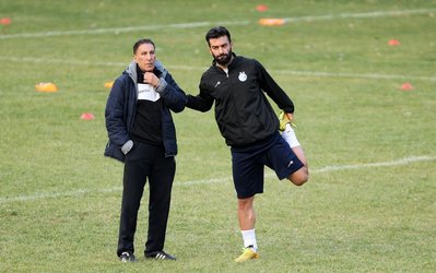 عمران‌زاده پس از جریمه: گودرزی پدر ورزش و کفاشیان پدر فوتبال ایران هستند، قصد توهین نداشتم