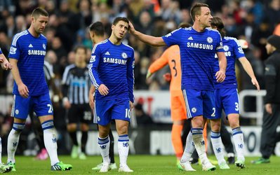 تری: ادن آزار می تواند بهترین بازیکن جهان شود