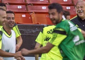 ژاوی - دل بوسکه|تمرین پر از انرزی تیم ملی اسپانیا