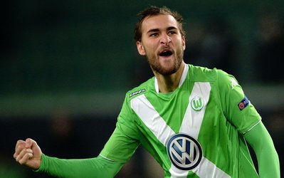 باس دوست راهی نیوکاسل می‌شود، مانژوکیچ به ولفسبورگ برمی‌گردد؟