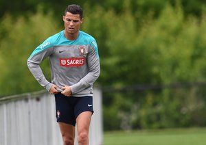 کريس‌ رونالدو|تمرين کريس‌ رونالدو با تيم ملي پرتغال