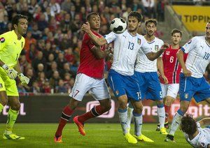 جیانلوئیجی بوفون|نروژ ۰ - 2 ایتالیا / مقدماتی یورو