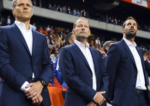 مارکو فان باستِن|هلند 0 - 1 ایسلند / مقدماتی یورو 2016