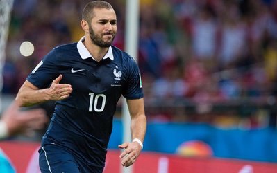 هولیه: "بنزما یک بازیکن در کلاس جهانی است"