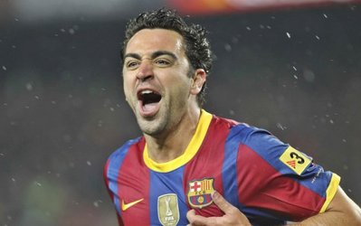 ژاوی: مردم باید دست از سر مسی بردارند