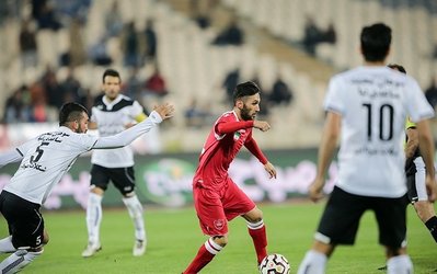 صادقیان: به هواداران حق می‌دهم عصبانی شوند/بازی به بازی بهتر می‌شوم