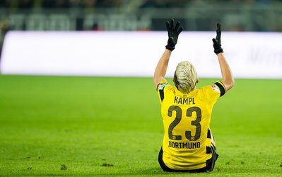 بوندسلیگا | دورتموند 0 - آگسبورگ 1 / بحرانِ زرد تمامی ندارد! / پیروزی لورکوزن و هامبورگ در خانه‌ی حریفان + چیدمان دوتیم، ویدئوی مسابقه و گزارش تصویری