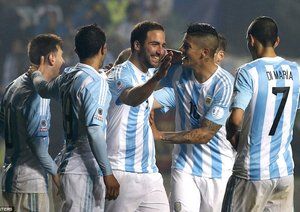 گونزالو ایگواین|آرژانتین 6 - 1 پاراگوئه /  کوپا آمریکا 2015