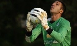 هفته چهارم لیگ برتر | صادقی: پرسپولیسی‌ها خودشان را زمین می‌زدند تا پنالتی بگیرند