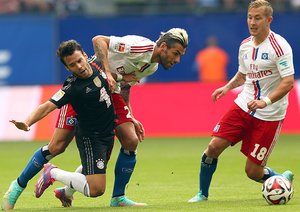 برخورد بازیکن بایرن با حریف