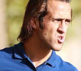 زودتر از اینها باید اقدام می‌کردند؛ کریمی: فدراسیون‌فوتبال حقش را می‌خواهد/استقلالی‌ها همیشه به من لطف داشته‌اند