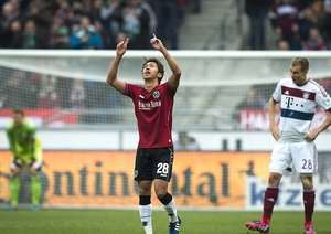 شادی بازیکن هانوفر