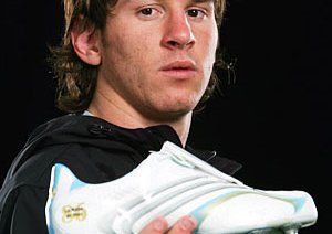 لیونل مسی|تصاویر بهترین بازیکن جهان و اسطوره باشگاه بارسلونا