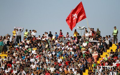 کانون هواداران سپاهان: ورود چاقو برای طرفداران پدیده به ورزشگاه آزاد بود!