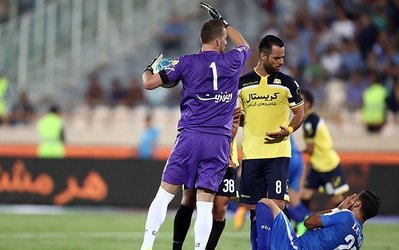 ننزیچ: بازیکن استقلال مثل فیلمهای هالیوودی نقش بازی کرد