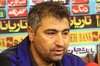 الهامی: فیروز کریمی دین بزرگی به گردن ما دارد / هر دو تیم سه امتیاز را می‌خواهند