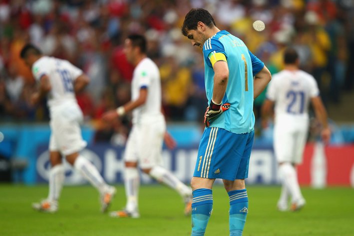 Iker Casillas (Spain - Chile).jpg