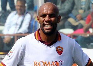 مایکون داگلاس|عکس العمل مایکون در طول بازی با کاتانیا